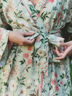 Viscose Robe*Laura Ashley Sale