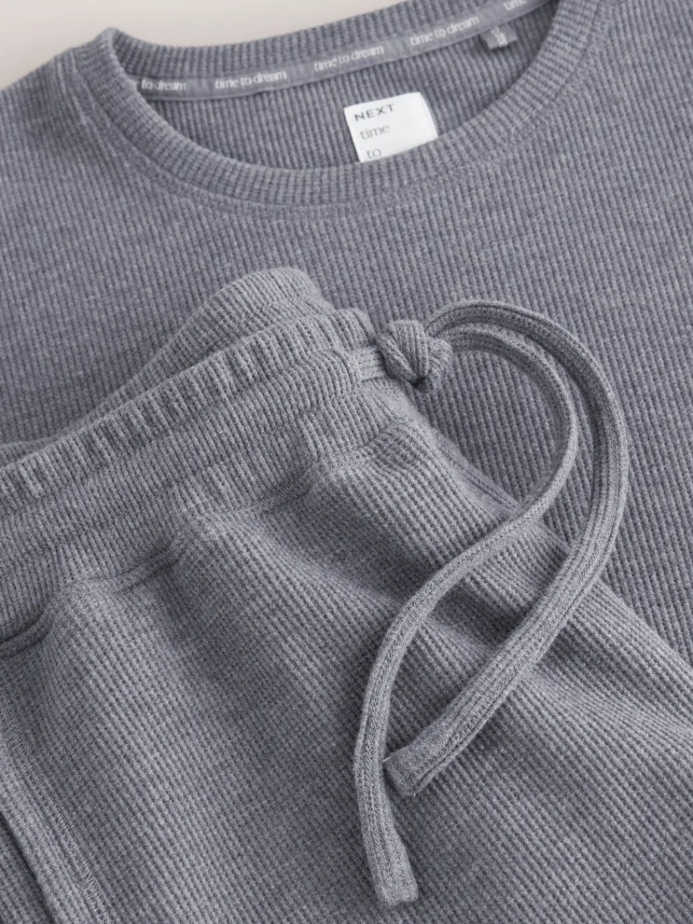 Leisteen grijs - Gezellige pyjama met wafeldessin en lange mouwen*Next Outlet