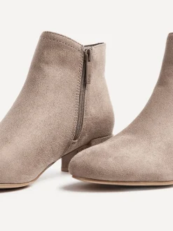 - Manor Low Block Heeled Ankle Boots*Linzi Discount