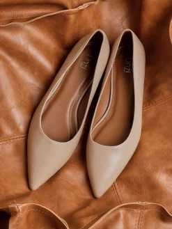 - Orian Pointed Toe Ballet Flats*Linzi Best