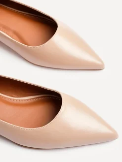 - Orian Pointed Toe Ballet Flats*Linzi Best