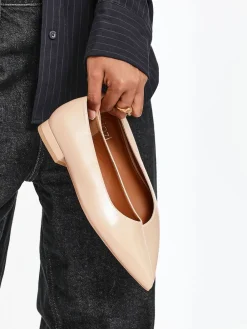 - Wide Fit Compete Pointed Toe Ballet Flat Shoes*Linzi Best