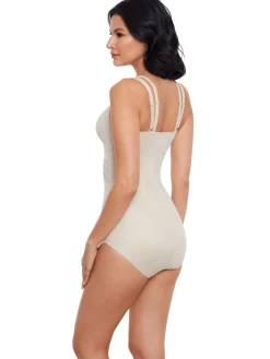 - Modern Miracle™ Open Bust, Wear Your Own Bra vormgevende bodysuit*Miraclesuit Clearance