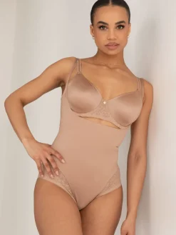 - Effortless Tummy Control Wear Your Own Bra Body Shapewear*Pour Moi
