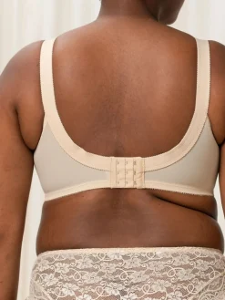 - - Doreen - Beugelloze beha*Triumph New