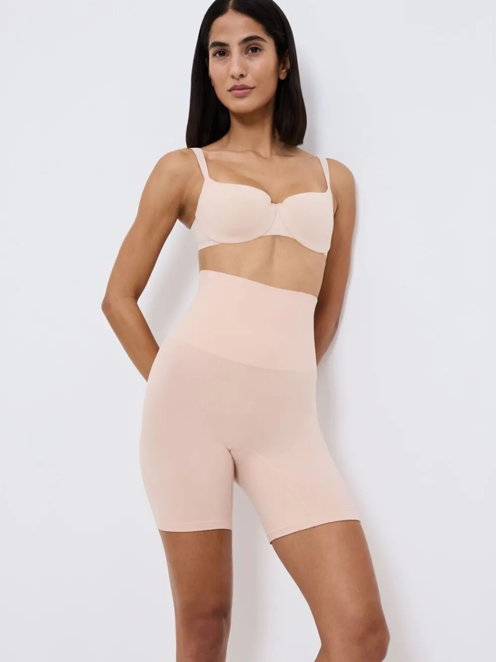 - Soft Sculpt Panty*Triumph New