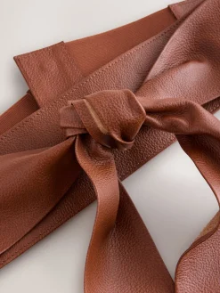 Lichtbruin - Brede leren riem met knoopdetail*Next Best