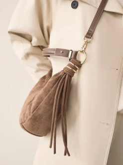 Lichtbruin - Faux Suede Sling Shoulder Bag*Next Best