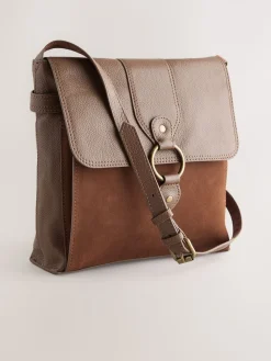 Lichtbruin - Leren messenger-tas met vak*Next Clearance
