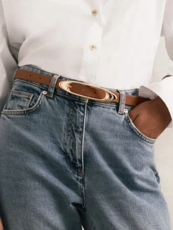- Evelina leren riem met ovale gesp*Reiss Discount