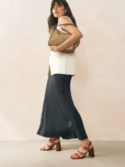 - Sandalen met blokhak, bandjes en gesp*Next Outlet