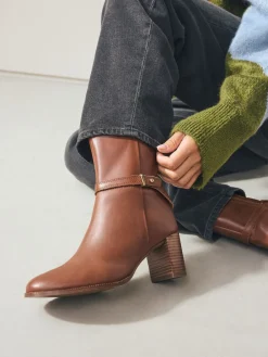 - Forever Comfort® Hardware Trim Ankle Boots*Next New