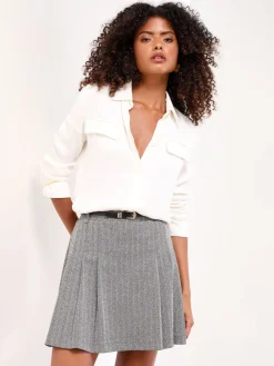 - Geplooide minirok*Lipsy Hot