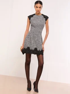 Boucle Lace Trim Short Sleeve Mini Dress*Lipsy Discount