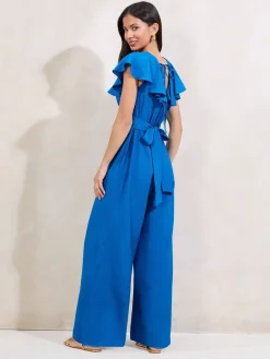 V-hals jumpsuit met ruche-details en korte mouwen*Lipsy Online