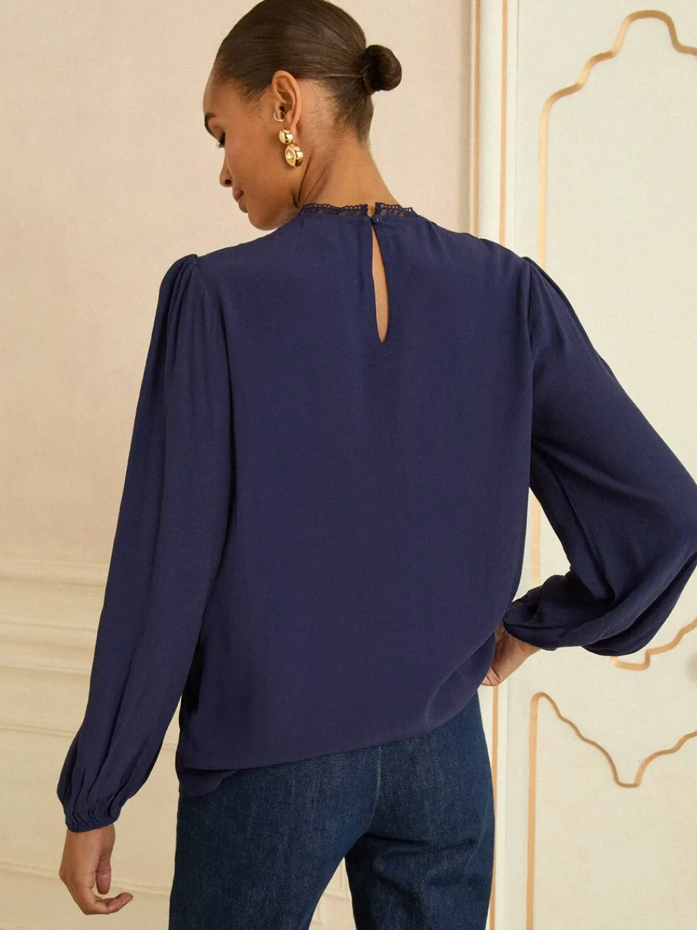 Embroidered Crew Neck Long Sleeve Blouse*Love & Roses Sale