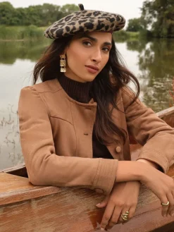 - Beret Hat*Love & Roses Online