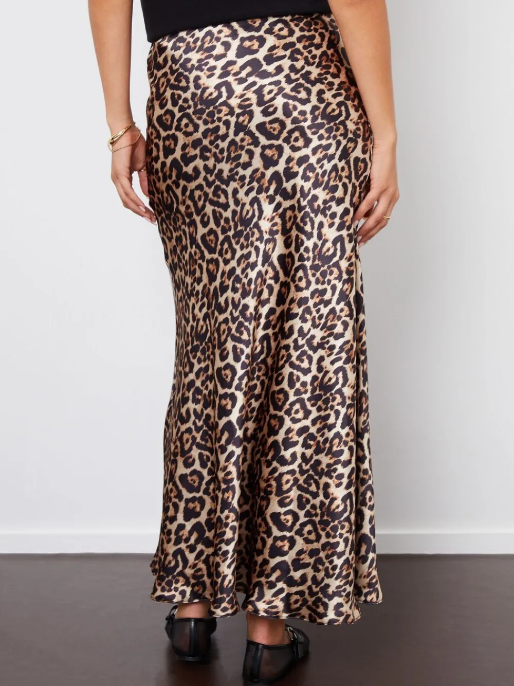 - - Maxi satijnen rok*Threadbare Discount