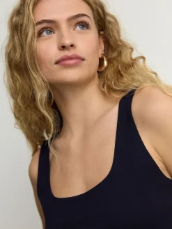 Marineblauw - Hemdje met vierkante hals*Next Best