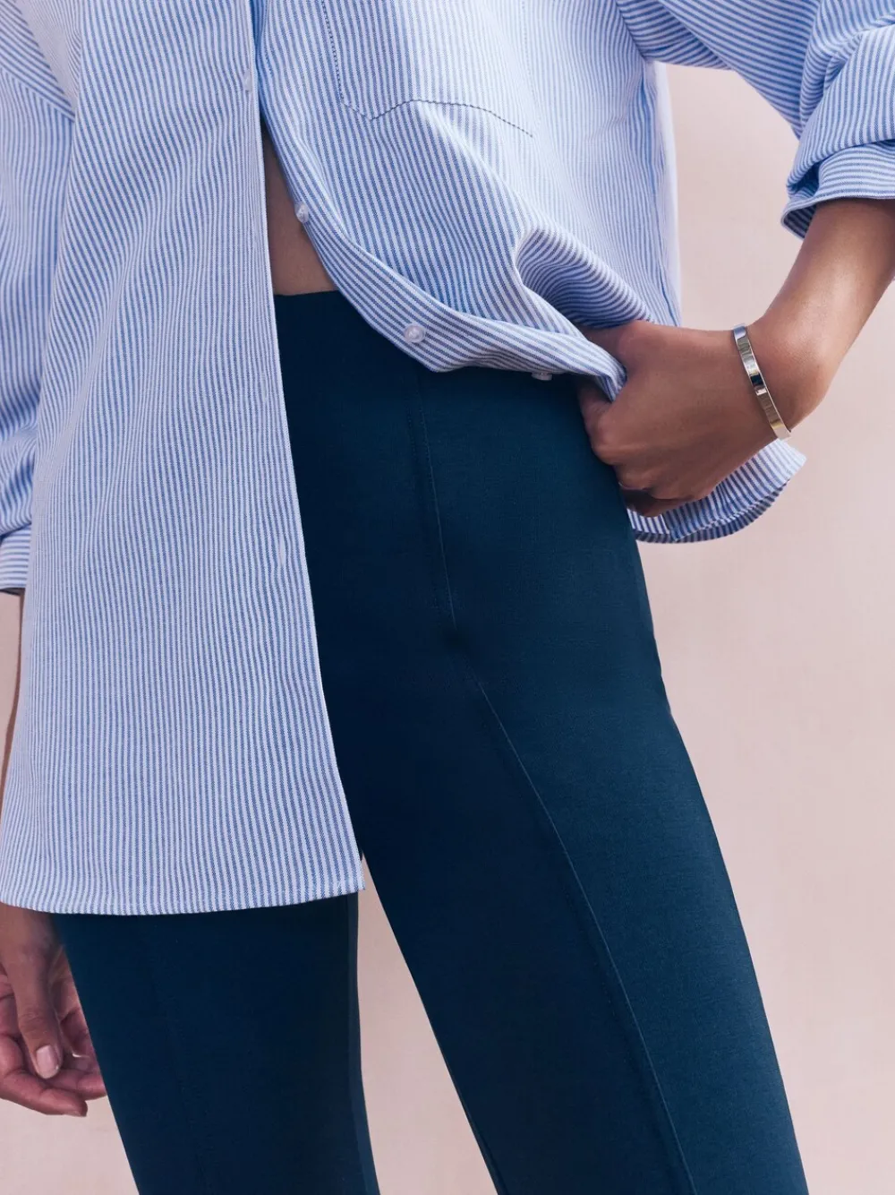 - Legging van ponte-stof*Next