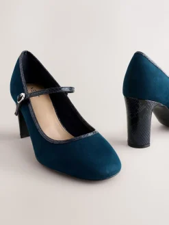 - Mary Jane-pumps met ronde neus en blokhak*Next Hot