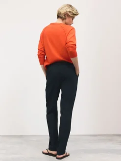 - Op maat gesneden smalle broek*Next Online