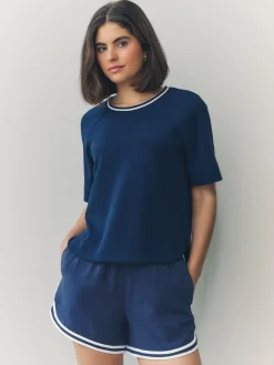 Marineblauw - Sportshort met contrasterende Streep*Next Outlet