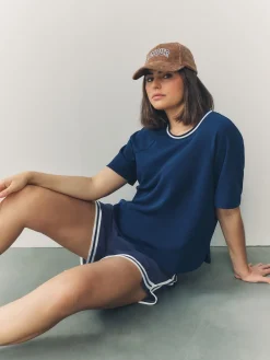 Marineblauw - Sportshort met contrasterende Streep*Next Outlet