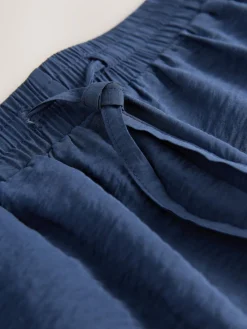 Marineblauw - Sportshort met contrasterende Streep*Next Outlet