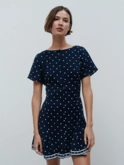 - Mini-jurk met strikceintuur*Next Hot