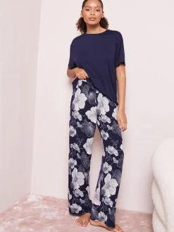 - Short Sleeve Pyjamas*Friends Like These Best