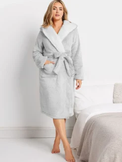 Zachte badjas met contrasterende capuchon*M&Co Hot