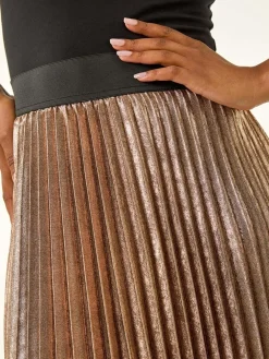 - Pleated Skirt*Roman
