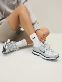 Metallic zilver - P6000 Trainers*Nike Hot