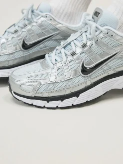 Metallic zilver - P6000 Trainers*Nike Hot