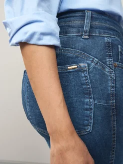 - Figuurvormende slim jeans*Next Online