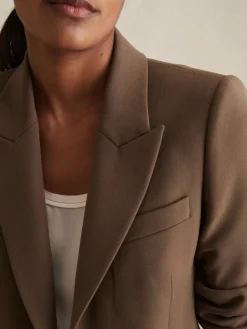 - Gabi maatsnit-kostuumblazer met enkele knoopsluiting*Reiss Online