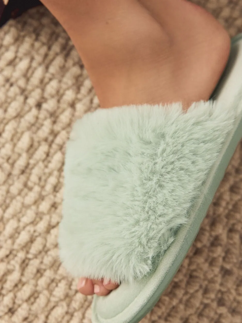 Mintgroen - Faux Fur Lined Slider Slippers*Next Best