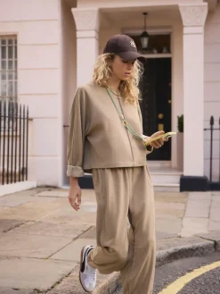 Mokkabruin - Soft Brushed Finish Slouch Neck Longsleeve Sweatshirt*Next Hot