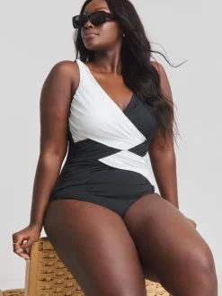 - Magisculpt Illusion badpak met verlengend effect*Simply Be Sale