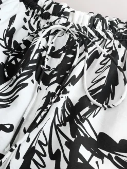 - Strandshorts voor de zomer*Next Discount