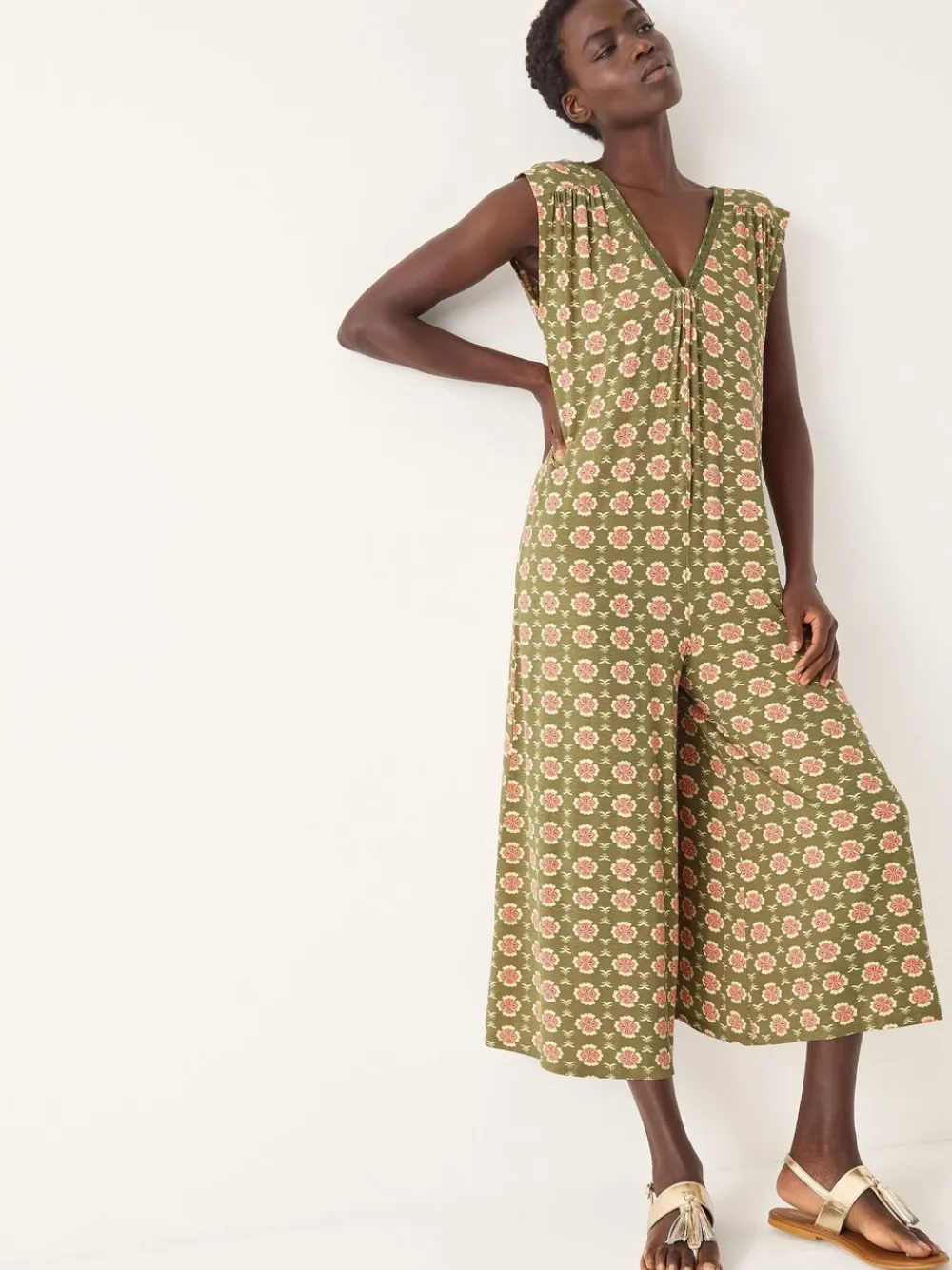 Maddie Sleeveless Floral Print Jumpsuit*Monsoon Online