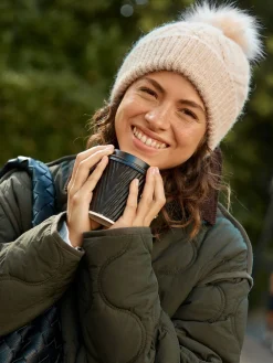 Moutkleurig - Pointelle Knit Pom Hat*Next Outlet