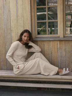 - Geribbelde pyjama met knopen*self. Outlet