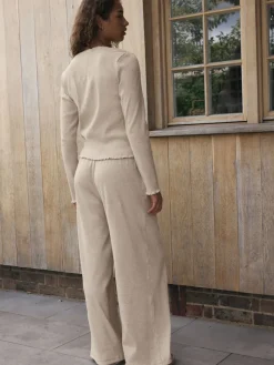 - Geribbelde pyjama met knopen*self. Outlet