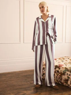 - Pyjama's met knoopsluiting*Next Discount