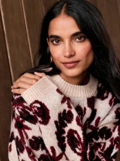 Naturel/Bordeauxrood - Statement trui met Paisley en ronde hals*Next Discount