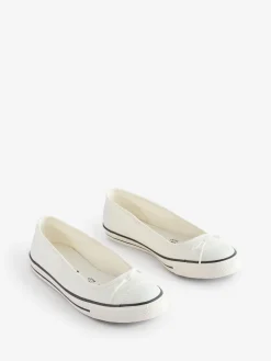 - Chuck Taylor All Star Dainty Ballerina Canvas*Converse Online