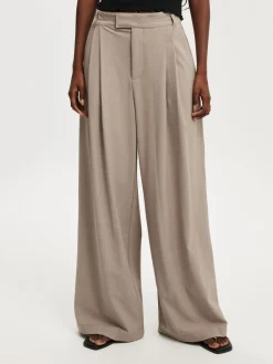 - Izzy Pleated Trousers*Cotton On
