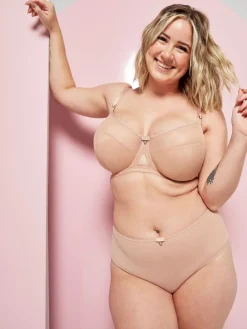 - Victory balconette-beha met zijsteun*Curvy Kate Hot